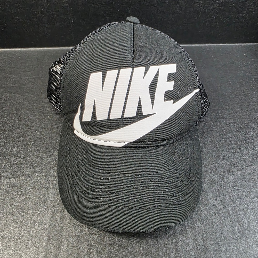 Nike Trucker Hat Kids Size 4-7 Black Large‎ Swoosh Mesh Snapback Rise Cap